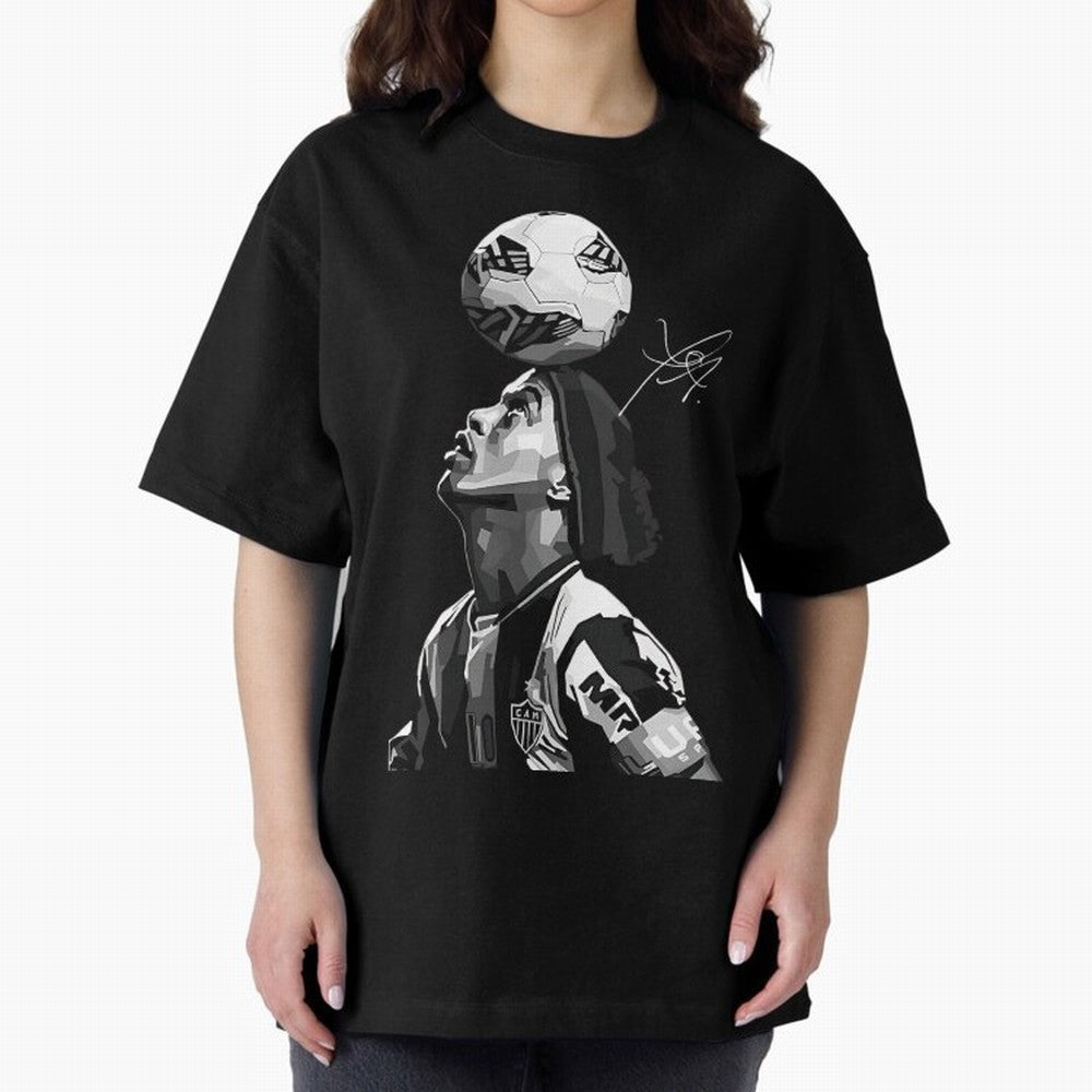 Ronaldinho - black white Oversized T-Shirt Support Global Football Passion for FIFA World Cup 2026 USA Canada Mexico, Highlighting Haaland, Spain and Netherlands, Retro Football Energy, Iconic Rivalries, Trophy Chase Drama and Stadium Atmosphere;
