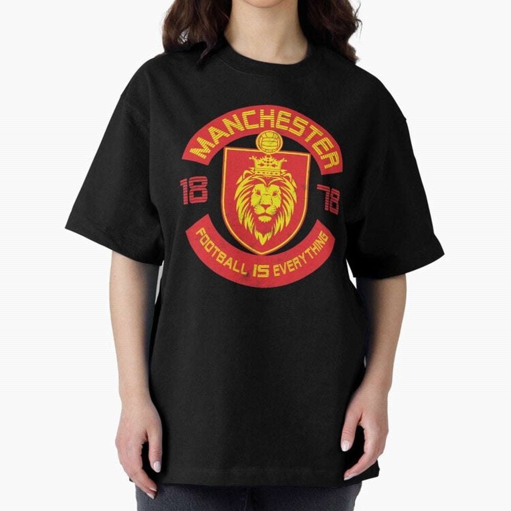 Football Is Everything - Manchester Squad Retro Oversized T-Shirt Bring Home the FIFA World Cup 2026 Group Stage Journey through Haaland Highlights, England Pride, Retro Football Energy, Iconic Rivalries, Trophy Chase Drama and Stadium Atmosphere;