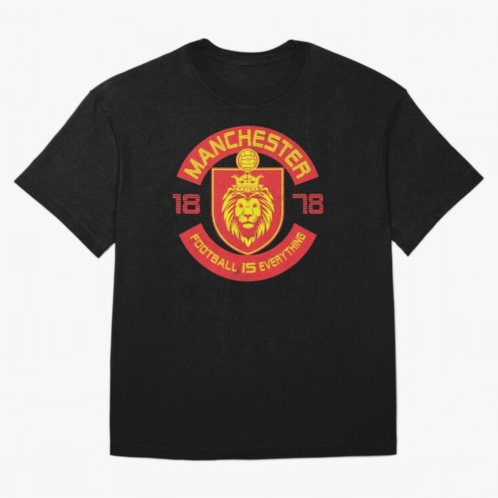 Football Is Everything - Manchester Squad Retro Oversized T-Shirt Bring Home the FIFA World Cup 2026 Group Stage Journey through Haaland Highlights, England Pride, Retro Football Energy, Iconic Rivalries, Trophy Chase Drama and Stadium Atmosphere;