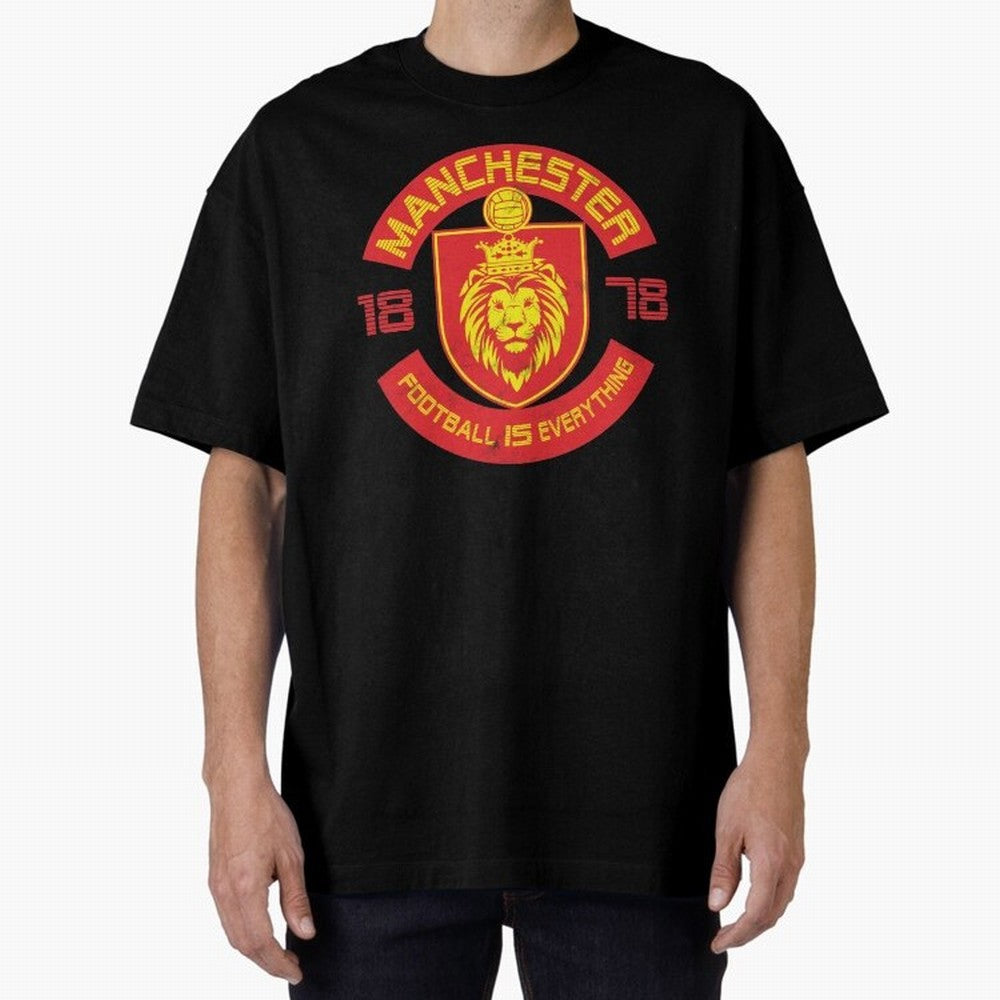 Football Is Everything - Manchester Squad Retro Oversized T-Shirt Bring Home the FIFA World Cup 2026 Group Stage Journey through Haaland Highlights, England Pride, Retro Football Energy, Iconic Rivalries, Trophy Chase Drama and Stadium Atmosphere;