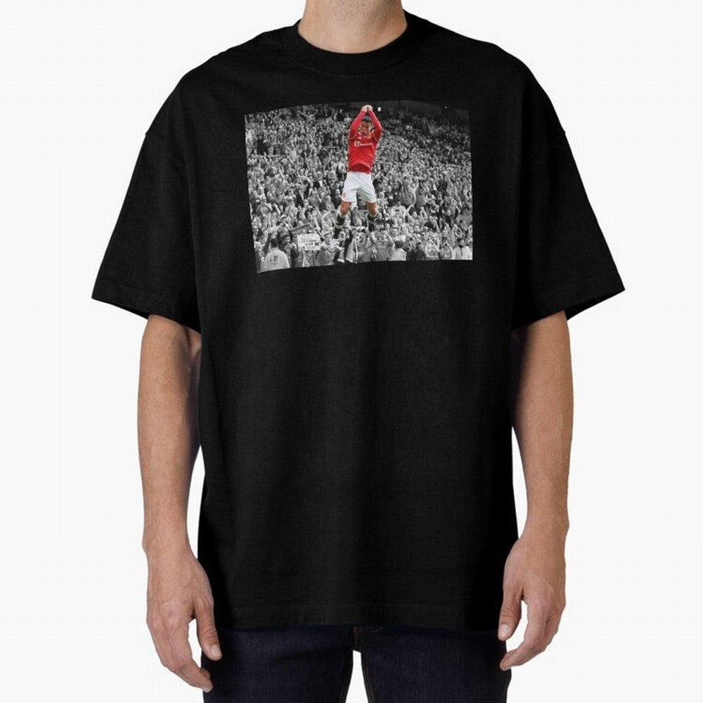 CR7 celebration Oversized T-Shirt Relive FIFA World Cup 2026 USA Canada Mexico Featuring Mbappe, France and Portugal Energy, Football Festival Excitement, Trophy Ambitions, Country Rivalries and Star Player Buzz; Perfect for Supporters Who Want