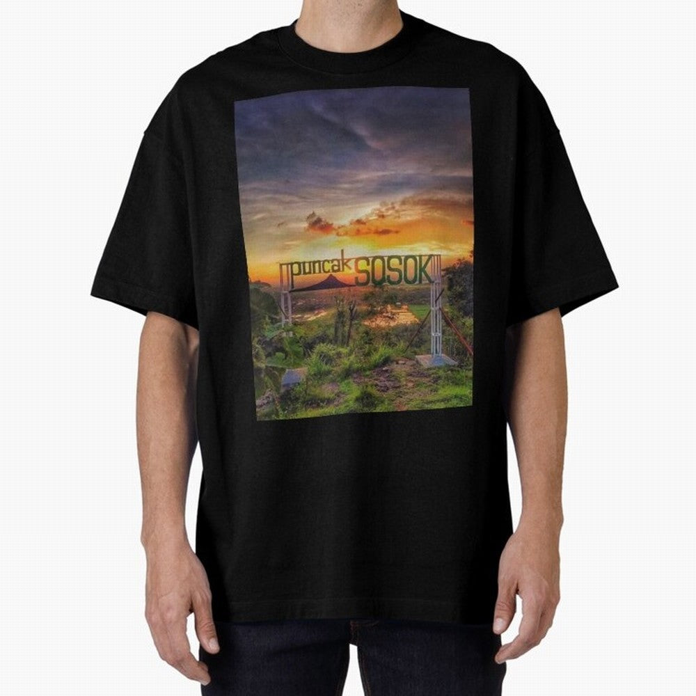 Cristiano Ronaldo Oversized T-Shirt Celebrate Global Passion for FIFA World Cup 2026 Built around CR7 and Messi, Spain Energy, Football Festival Excitement, Trophy Ambitions, Country Rivalries and Star Player Buzz; Ideal for Passionate Fans Who