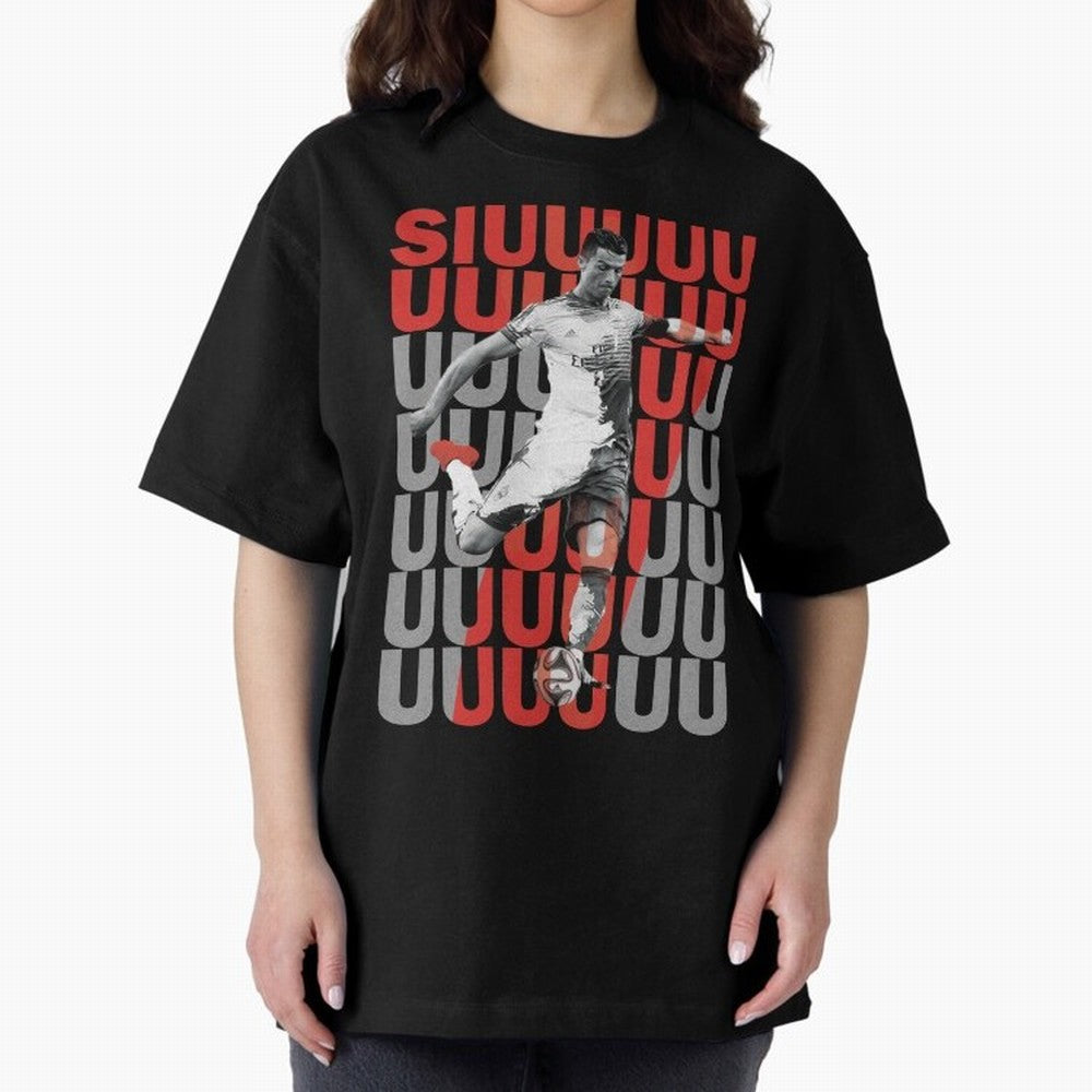 Siuuuuuu Cristiano Ronaldo Classic Oversized T-Shirt Fuel Your Fan Pride for FIFA World Cup 2026 for Fans of Messi, CR7 and Mbappe and England, Bringing Retro Football Energy, Iconic Rivalries, Trophy Chase Drama and Stadium Atmosphere; Ideal for