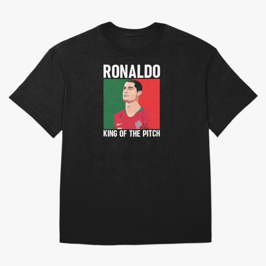 Ronaldo: King Of The Pitch Oversized T-Shirt Fuel the Hype around Match Day Hype around FIFA World Cup 2026, Mbappe, England and Germany, Classic Soccer Heritage, Championship Pressure, Fan Loyalty and International Pride; Ideal for Passionate Fans