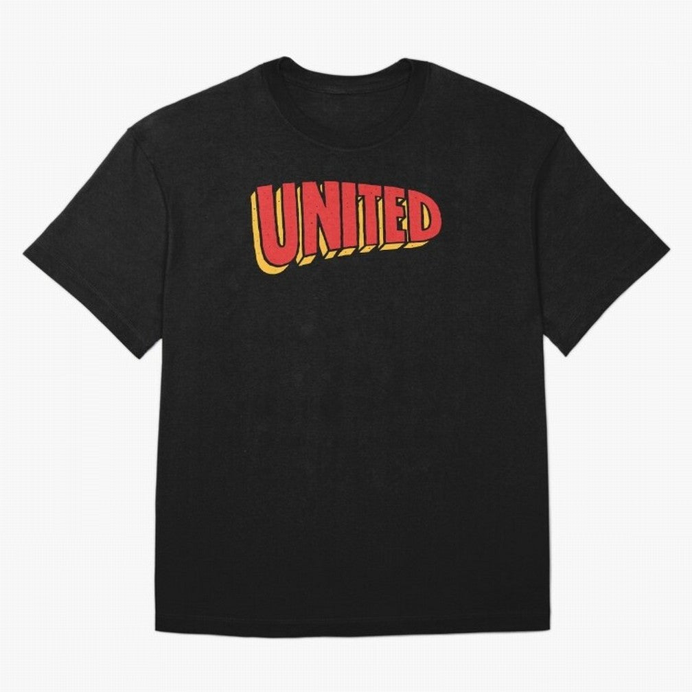Manchester United Comic Style Oversized T-Shirt Fuel Your Fan Pride for FIFA World Cup 2026 USA Canada Mexico Driven by Messi and Cristiano Ronaldo, France Energy, Goal Celebration Energy, Supporter Heritage, Football Icons and Worldwide Tournament