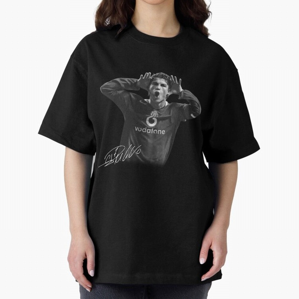 Black and White Cristiano Ronaldo T-Shirt Young Manchester Ronaldo - Celebration Oversized T-Shirt Feel International Energy from FIFA World Cup 2026 USA Canada Mexico Spirit, Made for France, Mbappe, Sports Nostalgia, International Competition,