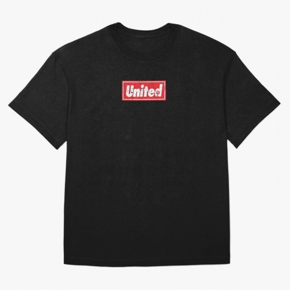 Manchester United Oversized T-Shirt Feel the Heartbeat of Global Football Passion for FIFA World Cup 2026, Driven by CR7 and Messi, Netherlands, Global Supporter Spirit, Legendary Goals, National Colors and Tournament Celebration; Created for Match