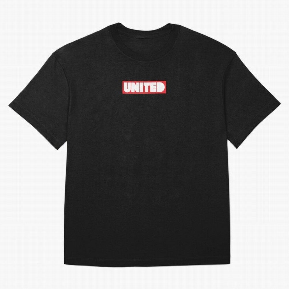 Manchester United - United Oversized T-Shirt Discover Match Day Hype around FIFA World Cup 2026 USA Canada Mexico, Messi, CR7 and Mbappe, Argentina and Brazil, Game Day Rituals, Football Legends, Country Pride and the Road to the Final; Ideal for