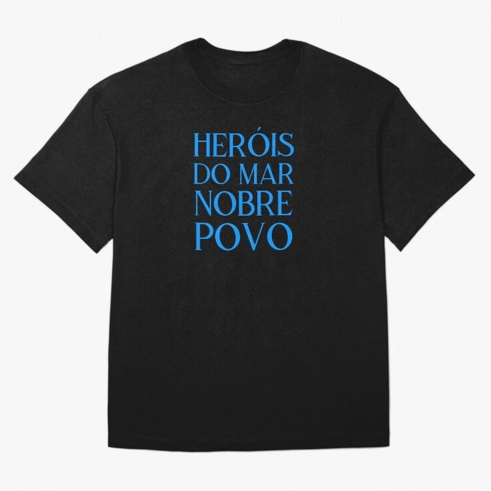 Her¨®is do Mar Nobre Povo blue 2 Oversized T-Shirt Celebrate Fan Favorites in Match Day Hype around FIFA World Cup 2026 Group Stage, Messi, Brazil, Portugal and Argentina, Supporter Pride, Iconic Celebrations, Legendary Names and Global Match Day