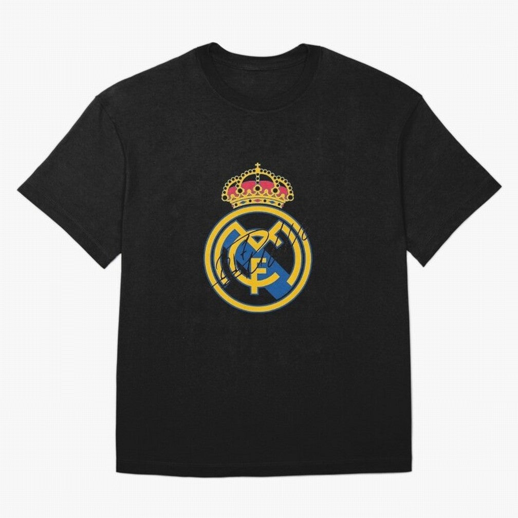 Real Madrid C.F. crest with Cristiano Ronaldo's autograph Oversized T-Shirt Experience the Global Stage of FIFA World Cup 2026 Group Stage for Fans of Messi and Cristiano Ronaldo and England, Bringing Vintage Soccer Flavor, Modern Football Stars,
