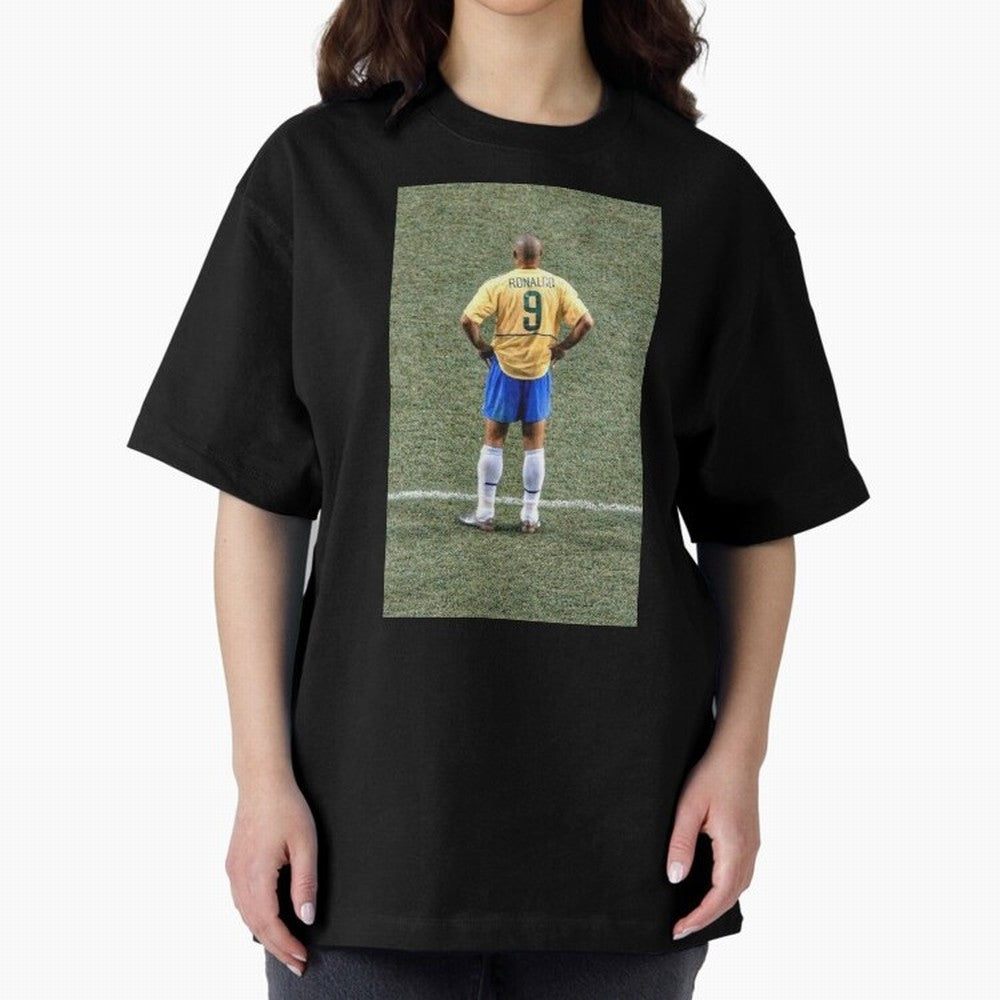 Illustration Ronaldo Luis Nazario de Lima Oversized T-Shirt Bring Global Tournament Vibes to FIFA World Cup 2026 Featuring Cristiano Ronaldo, Argentina, France and Brazil Energy, Worldwide Fan Energy, Dramatic Goals, Stadium Lights and Championship
