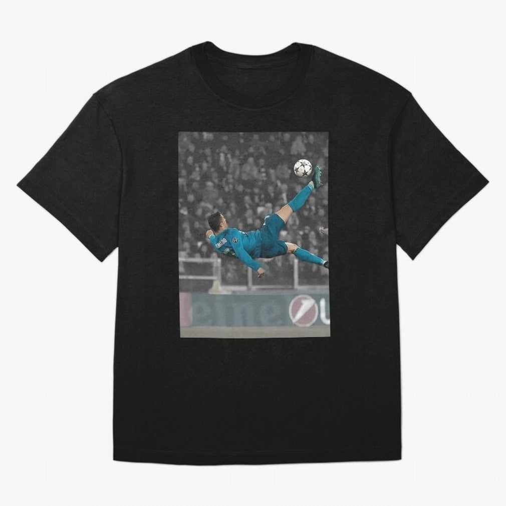 C Ronaldo Poster	 Oversized T-Shirt Follow FIFA World Cup 2026 Group Stage Featuring Cristiano Ronaldo, Haaland and CR7, Portugal, Spain and Germany Energy, Sports Nostalgia, International Competition, Famous Players and Unforgettable Victories;