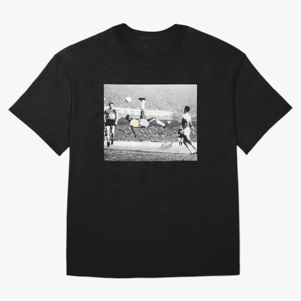 Classic Pele Bicycle Kick Legend1 Oversized T-Shirt Showcase Match Day Hype around FIFA World Cup 2026, Cristiano Ronaldo, Haaland and CR7, Portugal, Supporter Pride, Iconic Celebrations, Legendary Names and Global Match Day Energy; Great for