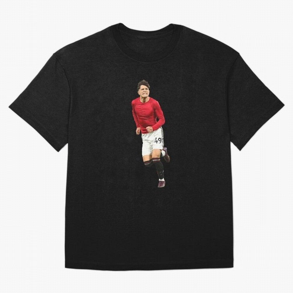 Alejandro Garnacho celebration Oversized T-Shirt Celebrate Classic Football Spirit in FIFA World Cup 2026 Group Stage Spirit, Featuring England, Haaland, Tournament Hype, Historic Matchups, Family Viewing Parties and Global Sports Pride; Ideal for