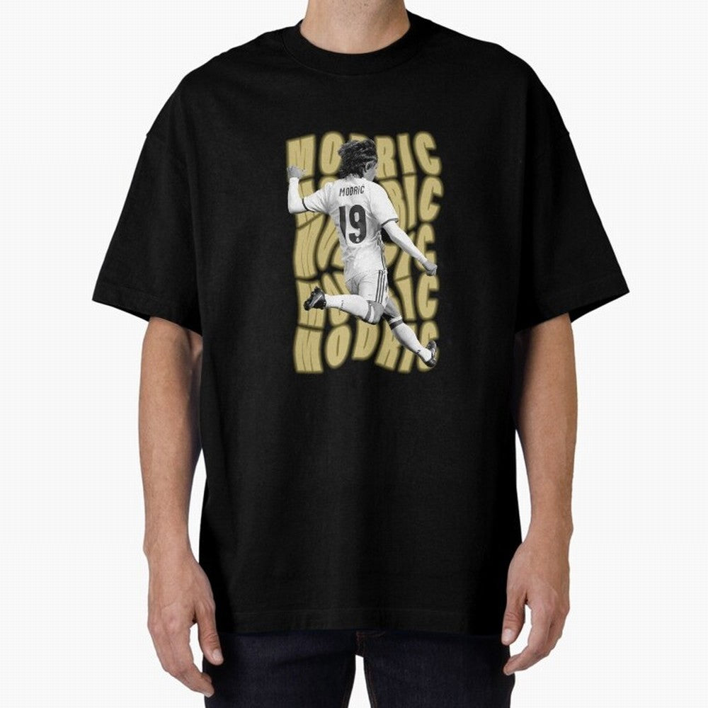 Luka modric Oversized T-Shirt Embrace FIFA World Cup 2026 Group Stage Spirit, Highlighting France, Cristiano Ronaldo, Worldwide Fan Energy, Dramatic Goals, Stadium Lights and Championship Celebrations; Perfect for Supporters Who Want Bold Football