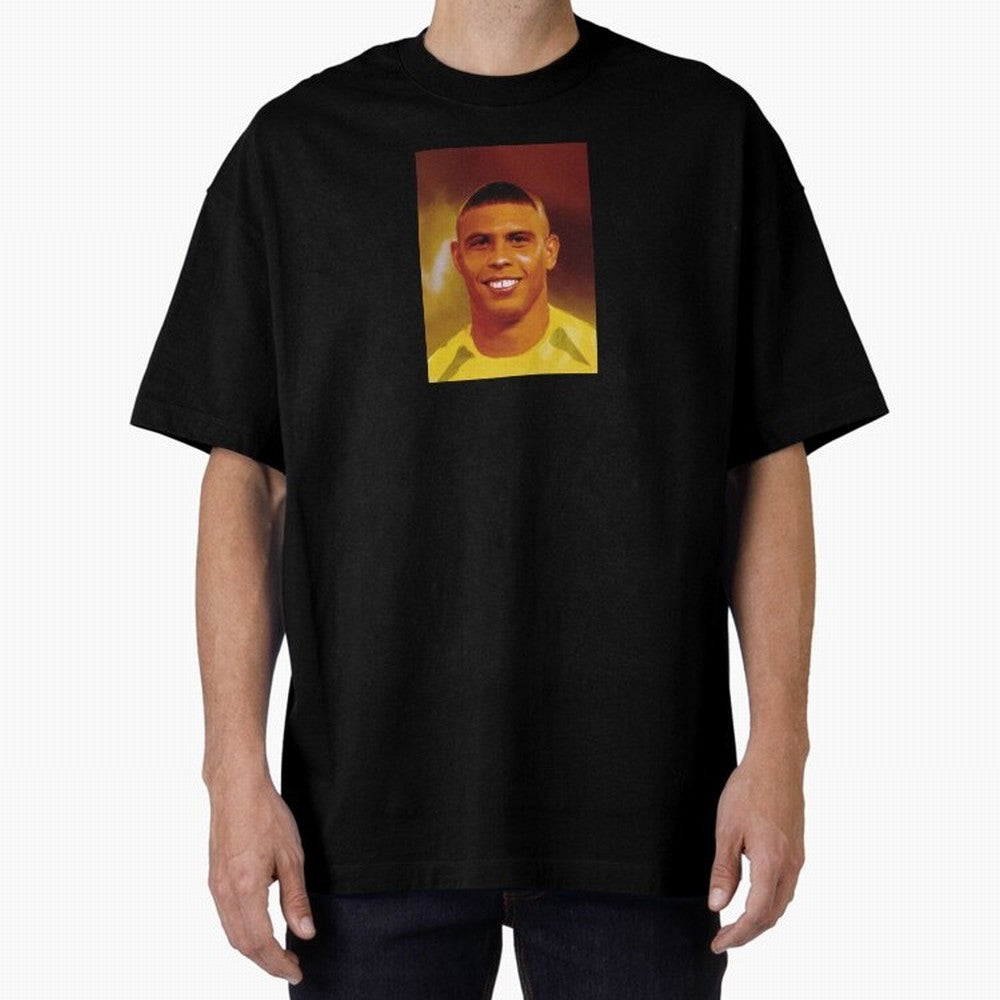 Ronaldo Nazario Digital Painting Oversized T-Shirt Join Global Football Passion for FIFA World Cup 2026 USA Canada Mexico, Built around Messi, England, Football History, Final Match Energy, Crowd Noise and Once in a Lifetime Moments; Great for